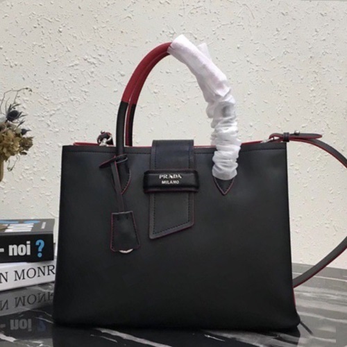 PRADA 프라다 레더 토트 숄더백 1BG148-4