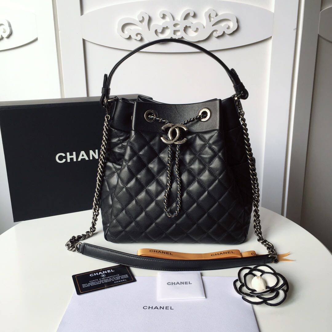 CHANEL 샤넬 복조리 체인숄더백