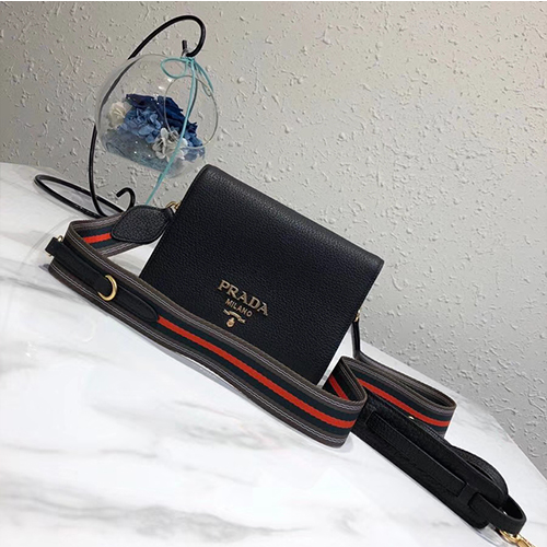PRADA 프라다 레더 숄더백 1BD102-22