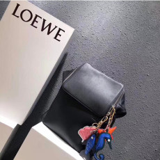 LOEWE 로에베 백팩-1