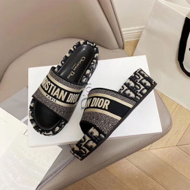 DIOR 디올 남여공용 슬리퍼  M3074-4
