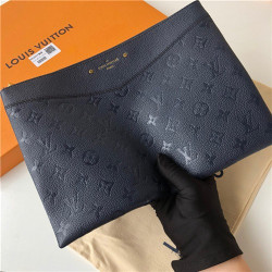 LOUIS VUITTON 루이비통 데일리 클러치 M62937