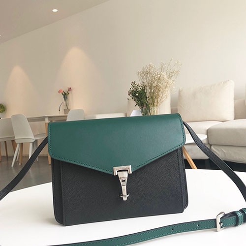 BURBERRY 버버리 숄더백 25CM B009520