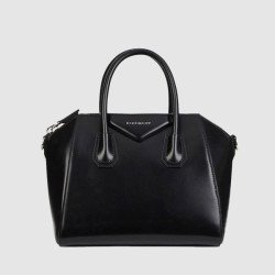 GIVENCHY 지방시 안티고나 카프스킨 미니/스몰