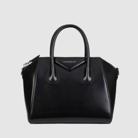 GIVENCHY 지방시 안티고나 카프스킨 미니/스몰