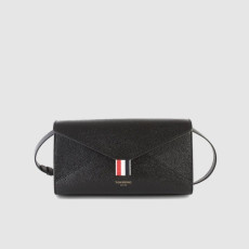 THOM BROWNE 톰브라운 숄더백 TB801620