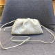 BOTTEGA VENETA 보테가베네타 버터카프 더 파우치백 BV2300-3
