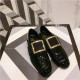 ROGER VIVIER 로저비비에 남여공용 로퍼 108521-1 신상