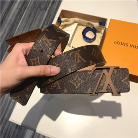 LOUIS VUITTON 루이비통 남성용 벨트 40MM L50990-1
