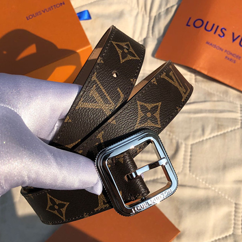 LOUIS VUITTON 루이비통 남여공용 벨트 30MM  L50991-1
