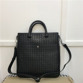 BOTTEGA VENETA 보테가베네타 남성용 토트&크로스백 BV30601 2020/신상