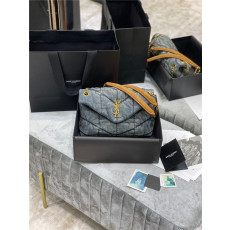 SAINT LAURENT 생로랑 루루 푸퍼 Y577476