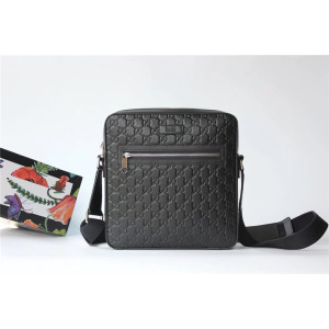 ★(판매완료)★ GUCCI 구찌 남성용 숄더백 473878 국내배송건