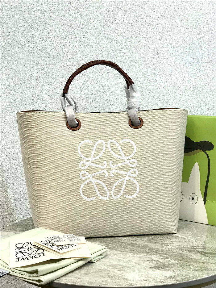 LOEWE 로에베 아나그램 토트백 L36210