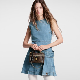 LOUIS VUITTON 루이비통 베니티 체인 파우치