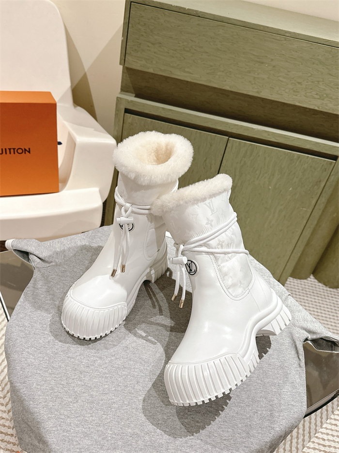LOUIS VUITTON 루이비통 여성용 부츠 (굽높이5CM) L87489 2COLOR
