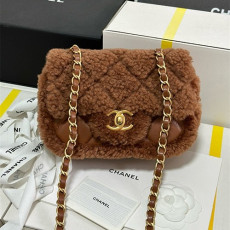 CHANEL 샤넬 시어링 스몰/라지 플랩백 AS5149