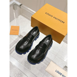 LOUIS VUITTON 루이비통 남여공용 로퍼 L30678 2COLOR