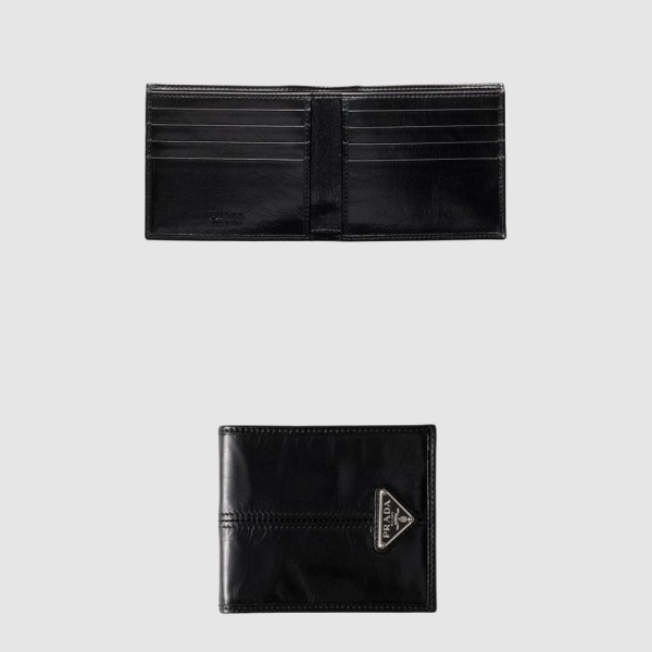 PRADA 프라다 삼각 메탈 로고 플랩 가죽 지갑 2M0513