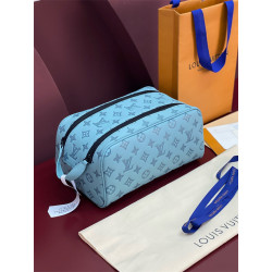 LOUIS VUITTON 루이비통 파우치백 M82576