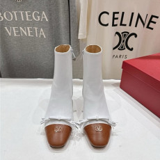 VALENTINO 발렌티노 여성용 부츠 (굽높이 6CM) V72919 2COLOR