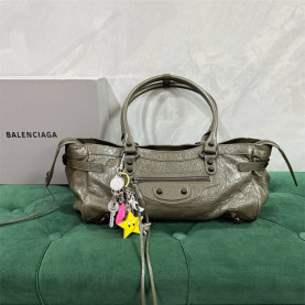 BALENCIAGA 발렌시아가 르 시티 이스트 웨스트 숄더백 B50781