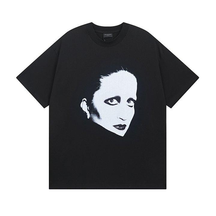 BALENCIAGA 발렌시아가 3193 뮤직 미나 시리즈 구제 워싱 반팔