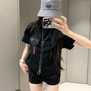 ●7월 판매 8위● PRADA 프라다 반팔티
