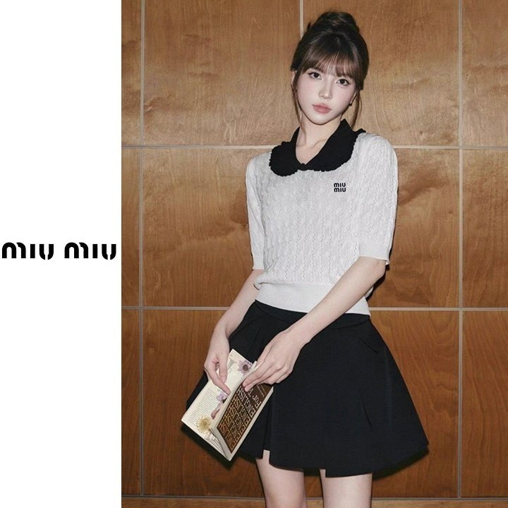 MIUMIU 미우미우 배색 프릴카라 니트 3COLOR