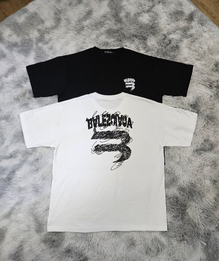 BALENCIAGA 발렌시아가 드로잉 오버핏 라운드 반팔