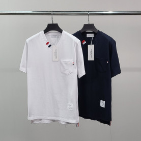 THOM BROWNE 톰브라운 넥삼선 브이넥 반팔티