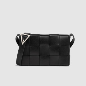 47위 BOTTEGA VENETA 보테가베네타 카세트 백 708768 3COLOR