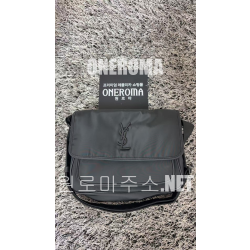 장*용 고객님 생로랑 니키 나일론 메신저 백