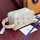 LOUIS VUITTON 루이비통 락커 돕 키트 파우치백 M28835 2COLOR