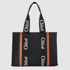 CHLOE 끌로에 미디엄 우디 토트백 L17915