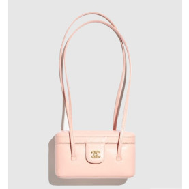 CHANEL 샤넬 가죽 스트랩 코스메틱 케이스 AP5067