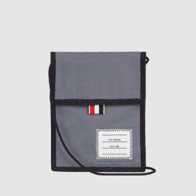 THOM BROWNE 톰브라운 드로우코드 넥 파우치 MAC107 2COLOR