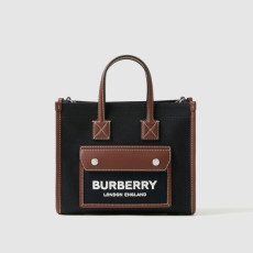 BURBERRY 버버리 투톤 캔버스 레더 미니 토트 80557491