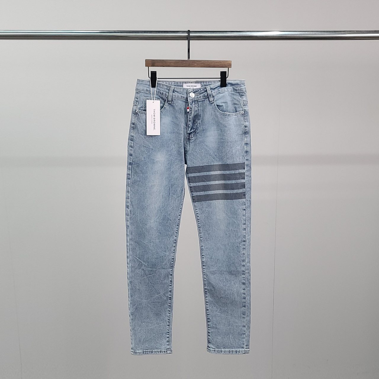 THOM BROWNE 톰브라운 사선완장 로고탭 청바지