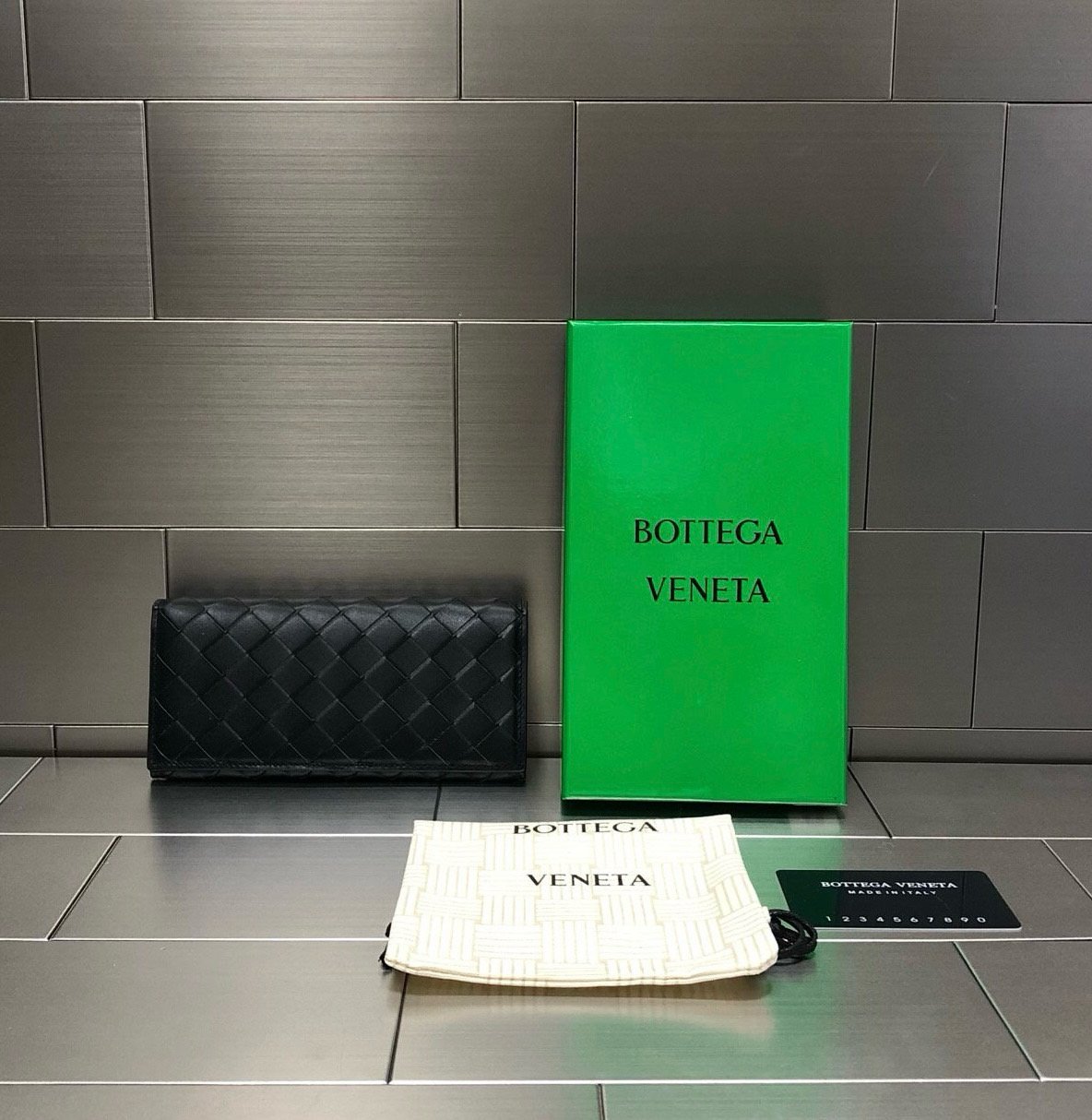 BOTTEGA VENETA 보테가베네타 인트레치아토 장지갑