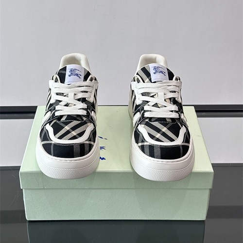 BURBERRY 버버리 남성용 스니커즈 B68734 2COLOR