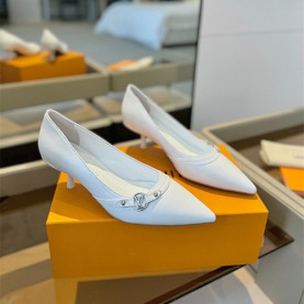 LOUIS VUITTON 루이비통 여성용 힐 (굽높이5.5CM) L62218 2COLOR