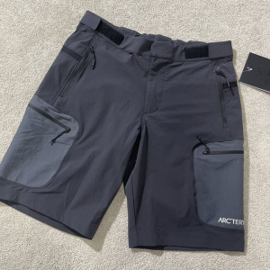 ARCTERYX 아크테릭스 64255 아이슬린 카고 쇼츠 2COLOR