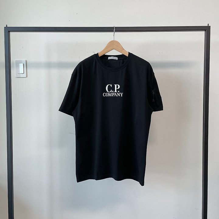 C.P COMPANY C.P컴퍼니 로고 렌즈 반팔