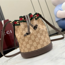 GUCCI 구찌 웹 미니 버킷백 876060