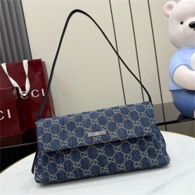 GUCCI 구찌 플라크 숄더백 874744