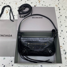 BALENCIAGA 발렌시아가 르시티 미니 숄더&크로스백 B81830