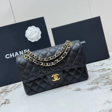 CHANEL 샤넬 클래식 플랩 백 캐비어 미듐