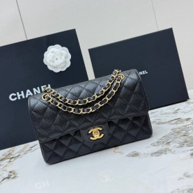 CHANEL 샤넬 클래식 플랩 백 캐비어 미듐