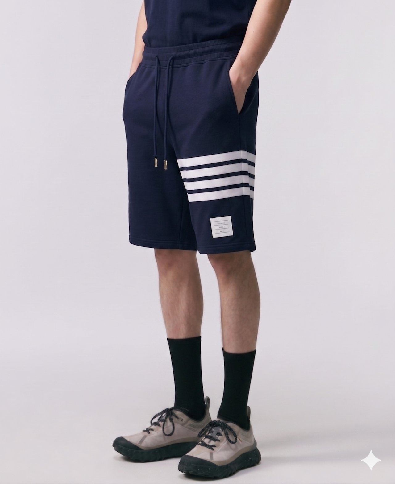 THOM BROWNE 톰브라운 사선완장 반바지 2COLOR